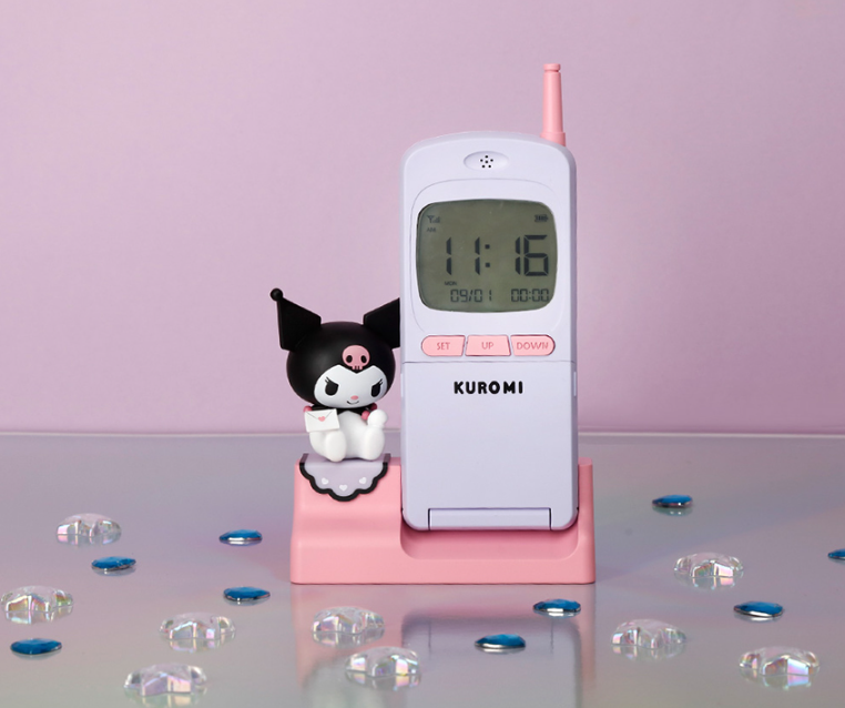 SANRIO RETRO TABLE CLOCK - COKODIVE