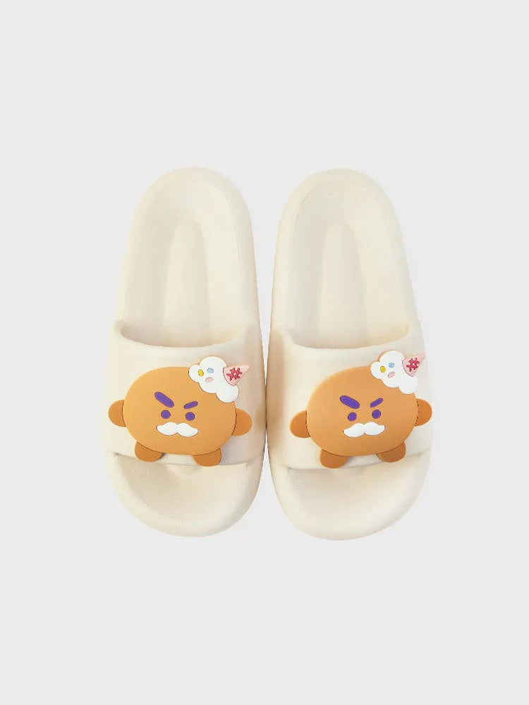 BT21 ON THE CLOUD SLIPPER